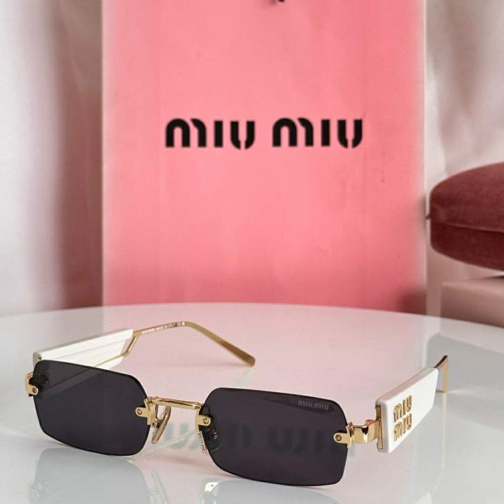 Picture of Miu Miu Sunglasses _SKUfw79479363fw